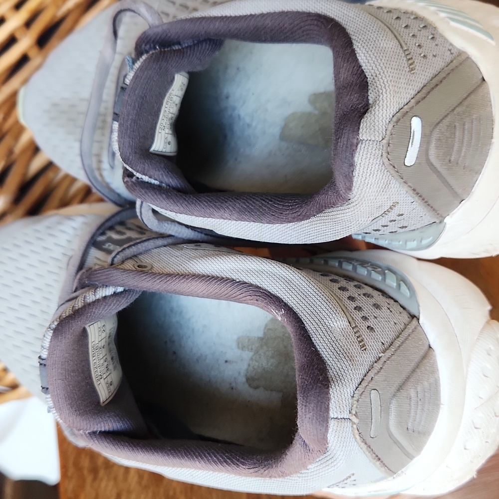 Brooks Adrenaline 21 Running Shoes Gray Size 6 - Picture 10 of 15